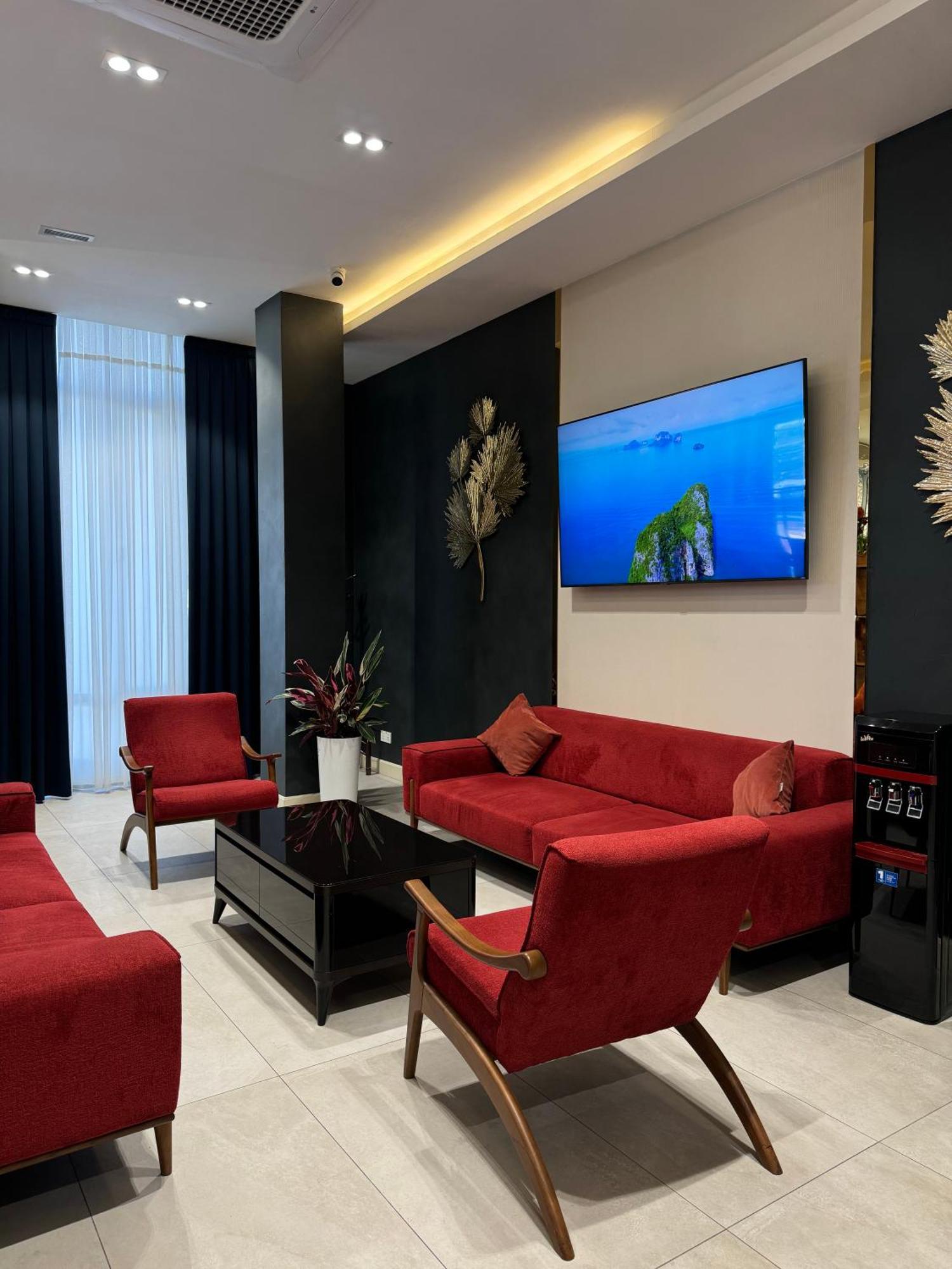 Garnet Mir Hotel Ташкент Екстериор снимка